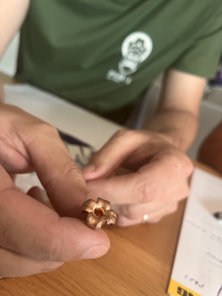 Gobasto odpiranje krogle